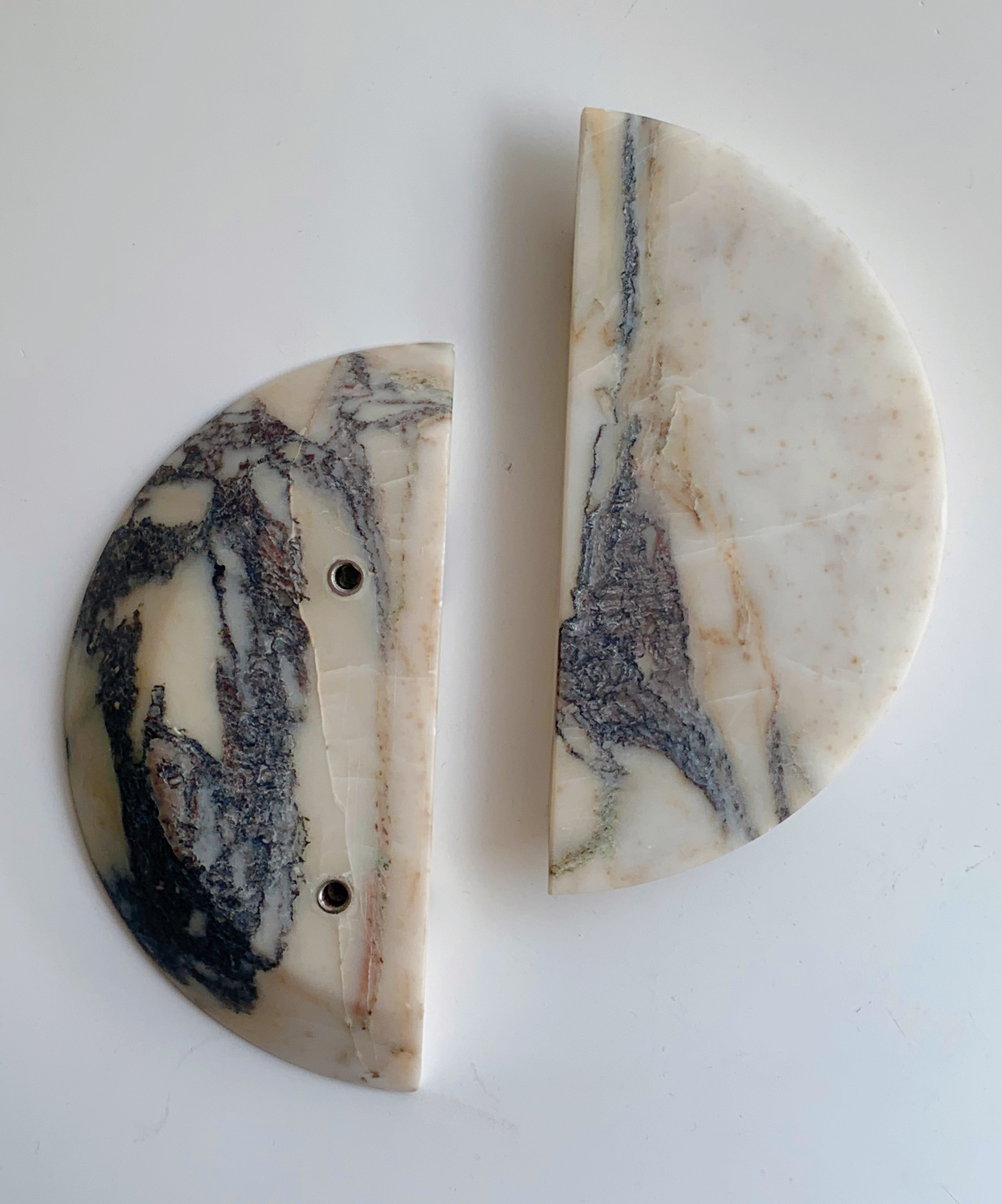 Calacatta Viola Round Marble Handles