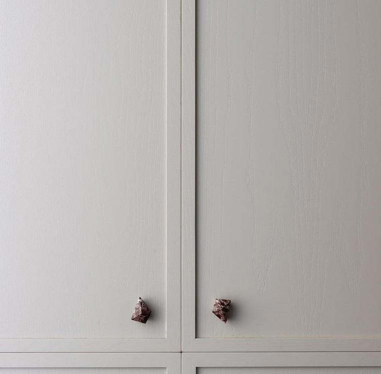 Rosso Levanto Irregular Small Marble Handles