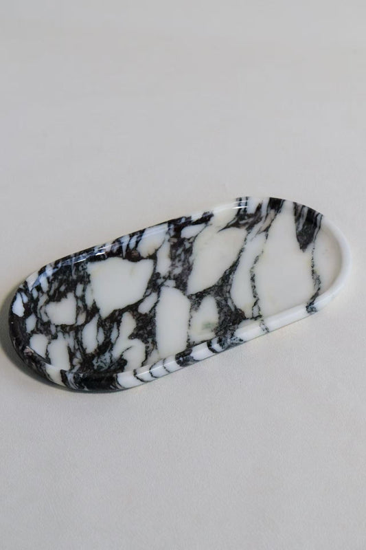 How to Style Marble Trays in Your Living Room & Kitchen