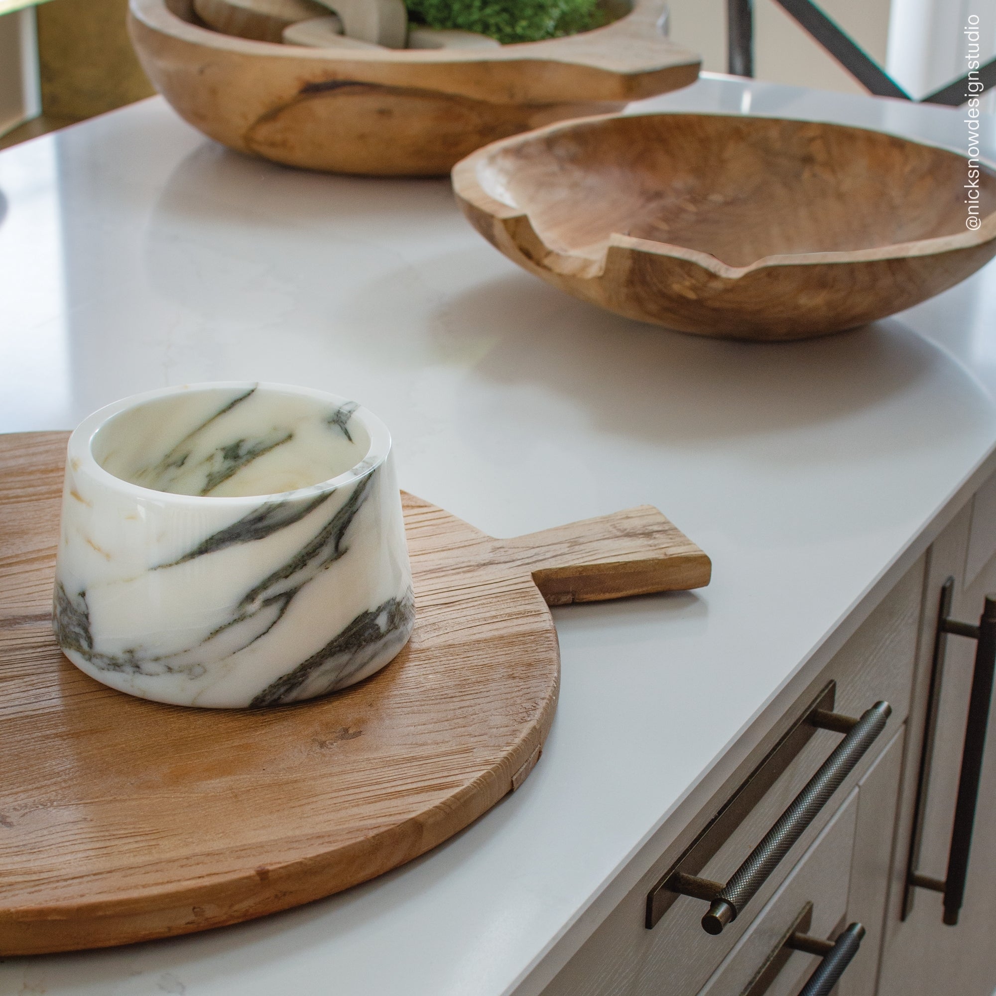 Classic Arabescato White Marble Dog Bowls | Italian Stone Pet Accessories