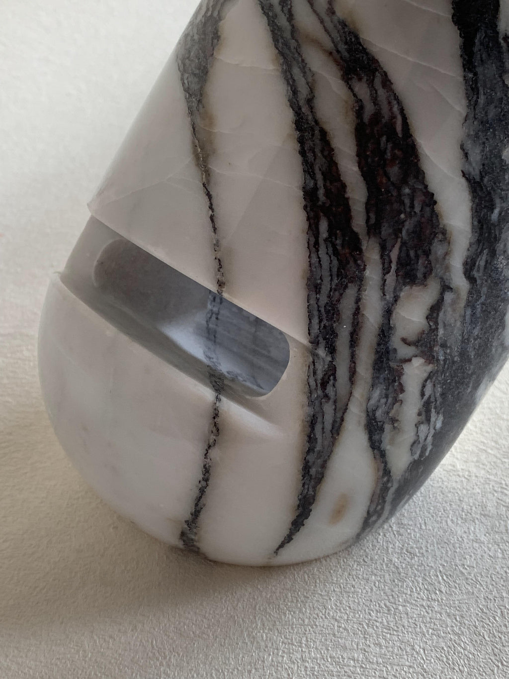 Calacatta Viola Marble Loudspeaker