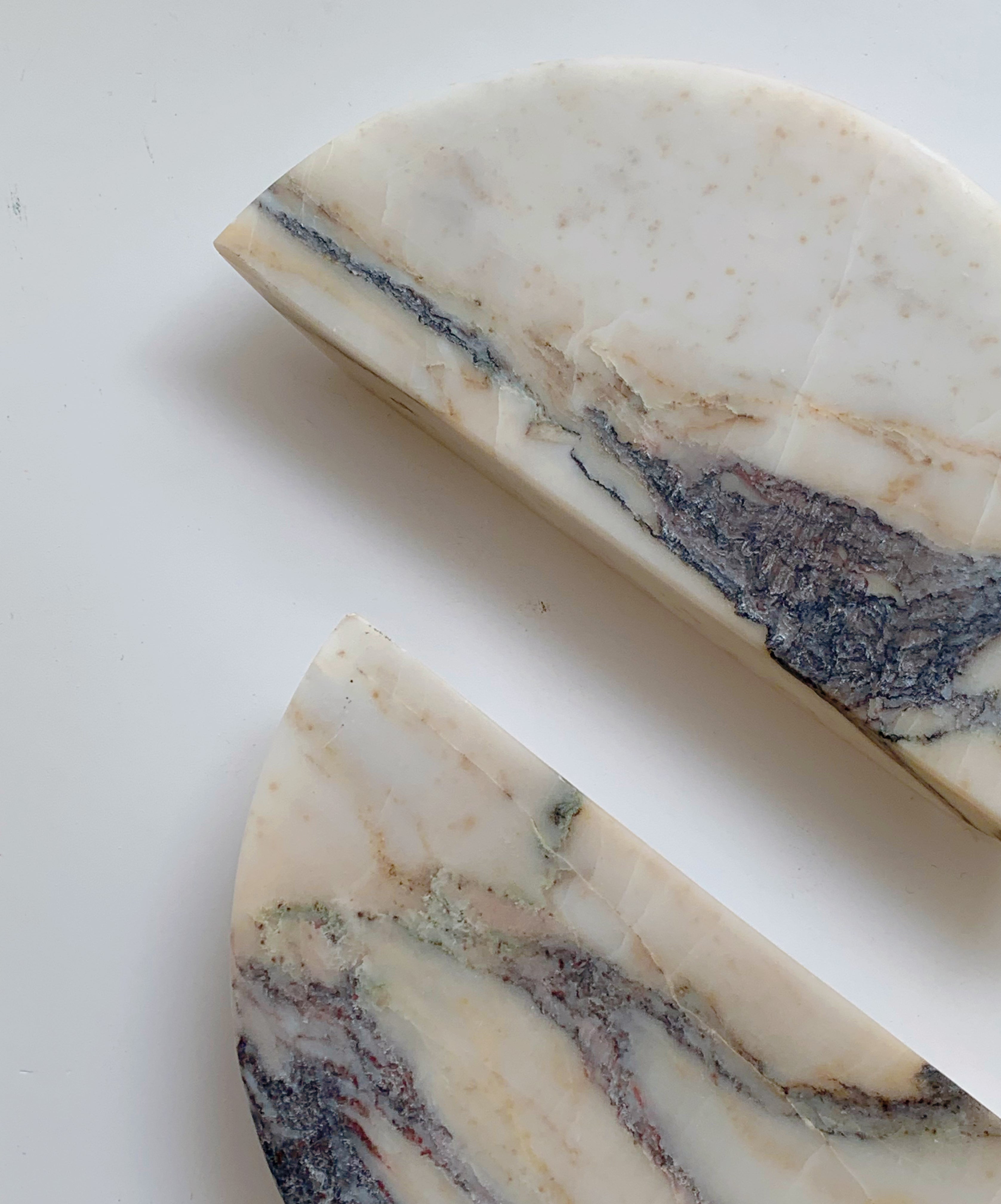 Calacatta Viola Round Marble Handles