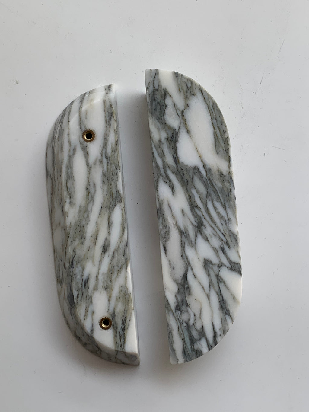 Arabescato White Small Oval Mable Handles