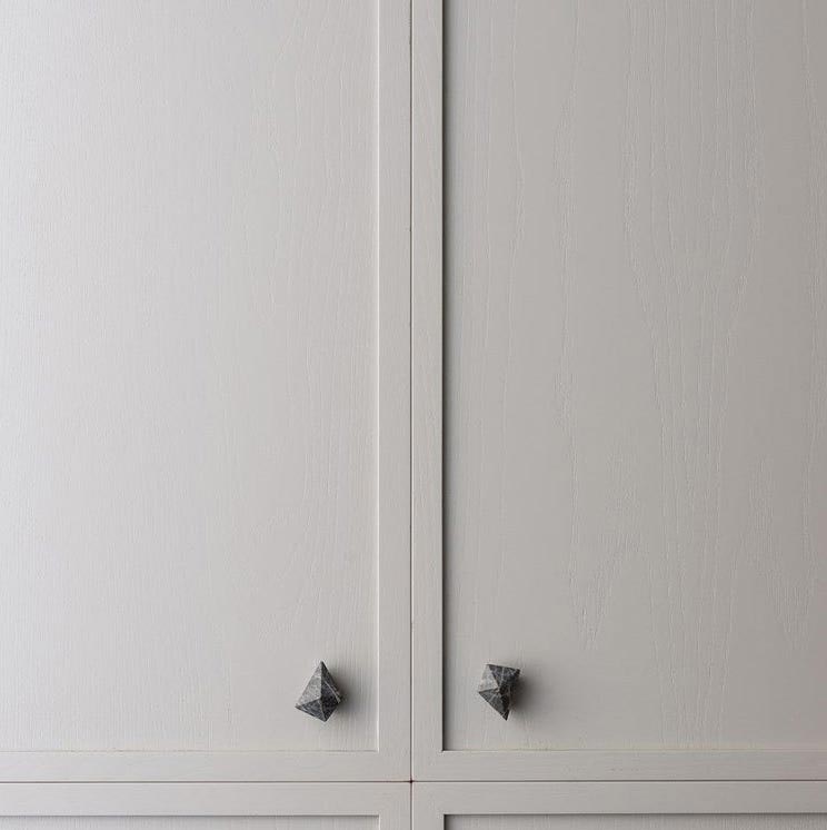 Pearl Grey Irregular Small Marble Handle